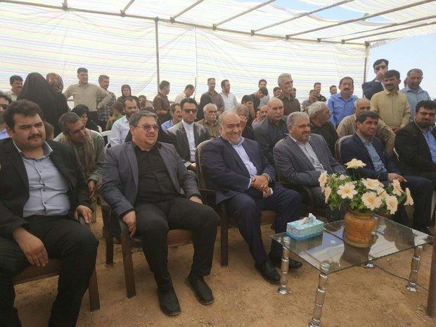 واگذاری زمین رایگان به 135 مستاجر زلزله زده در قصرشیرین واگذاری زمین رایگان به 135 مستاجر زلزله زده در قصرشیرین