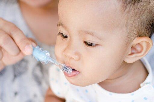 نکته بهداشتی: نخستین دندان های نوزاد