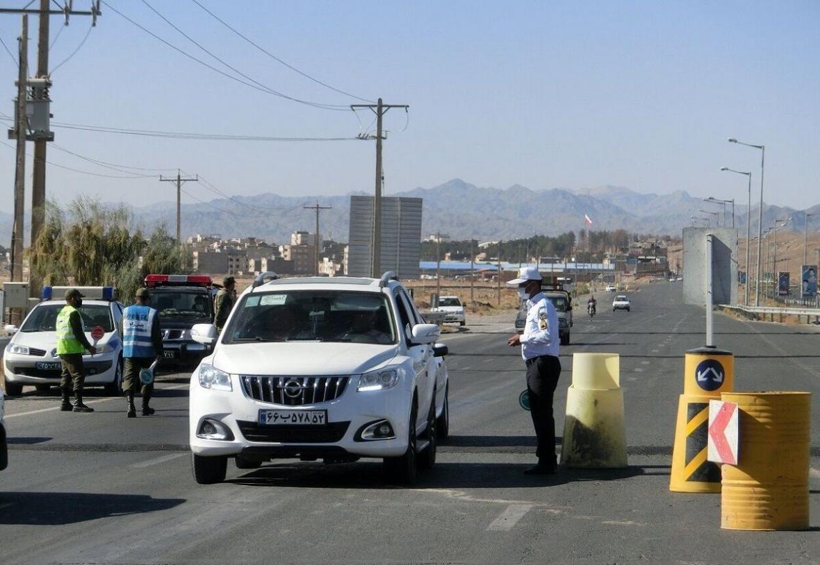 خبرنگاران 512 خودرو از ورودی غربی خراسان رضوی بازگردانده شد