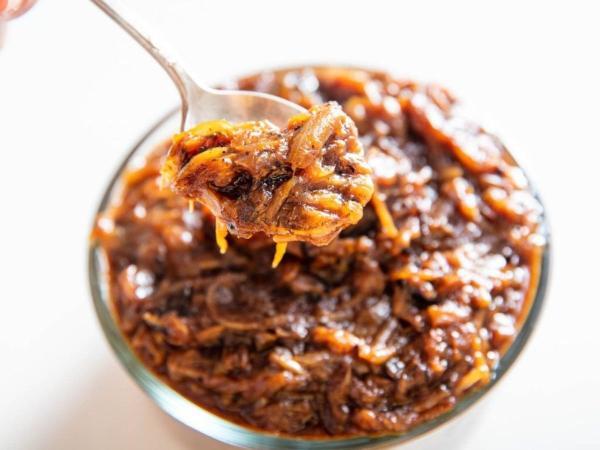 طرز تهیه پیاز کاراملی؛ طعمی فراموش نشدنی برای انواع ساندویچ طرز تهیه پیاز کاراملی؛ طعمی فراموش نشدنی برای انواع ساندویچ