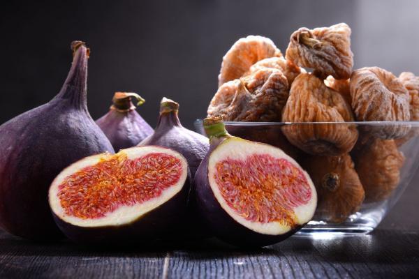 این میوه تابستانی ضد یبوست، تب بر و دفع کننده سموم است