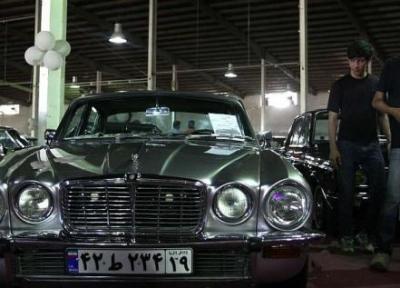 برپایی نمایشگاه خودروهای کلاسیک در سنندج
